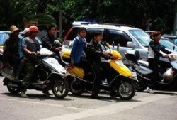 惠州电动车爆料事件视频,真相与争议交织的街头风云